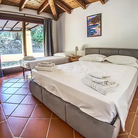 Villa Splendida Con Piscina - Sardegna